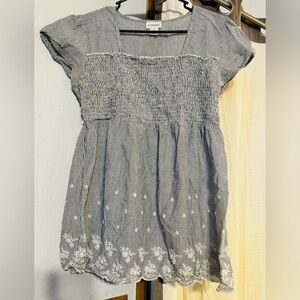 Motherhood Women size MEDIUM Stripes floral blouse Top lightweight summer spring